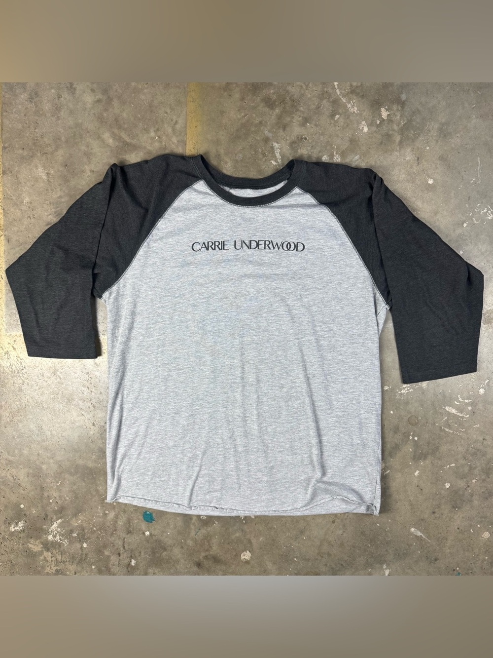 Carrie Underwood T-Shirt Size XL The Storyteller Tour 2016 Country Rock Pop Tee